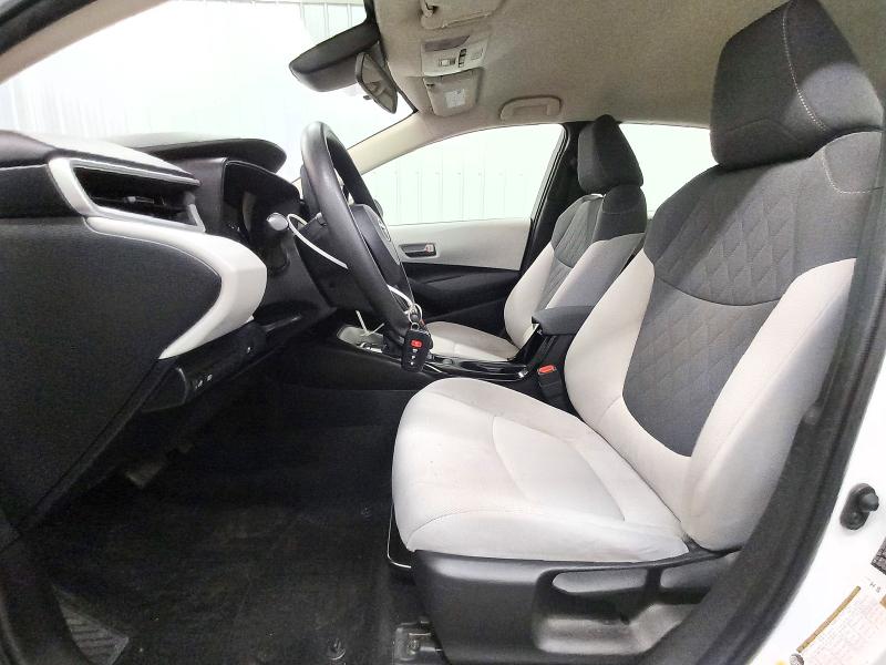 Снимка 7 от търг – 2022 TOYOTA COROLLA с VIN JTDEAMDE4NJ053494
