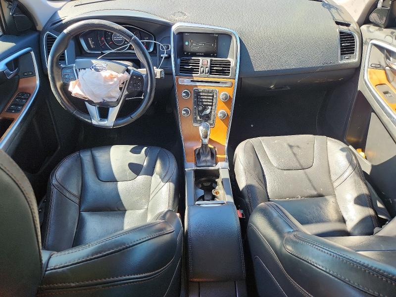صورة رقم 8 من المزاد - 2017 VOLVO XC60 مع VIN YV440MRU8H2000209