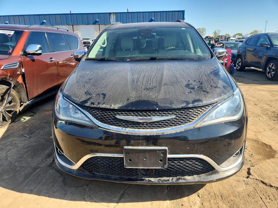 Photo 5 from auction – 2017 CHRYSLER PACIFICA with VIN 2C4RC1GG1HR668804