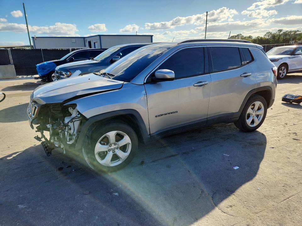 JEEP COMPASS 2021 с VIN 3C4NJCBBXMT509962 - Фото с аукциона