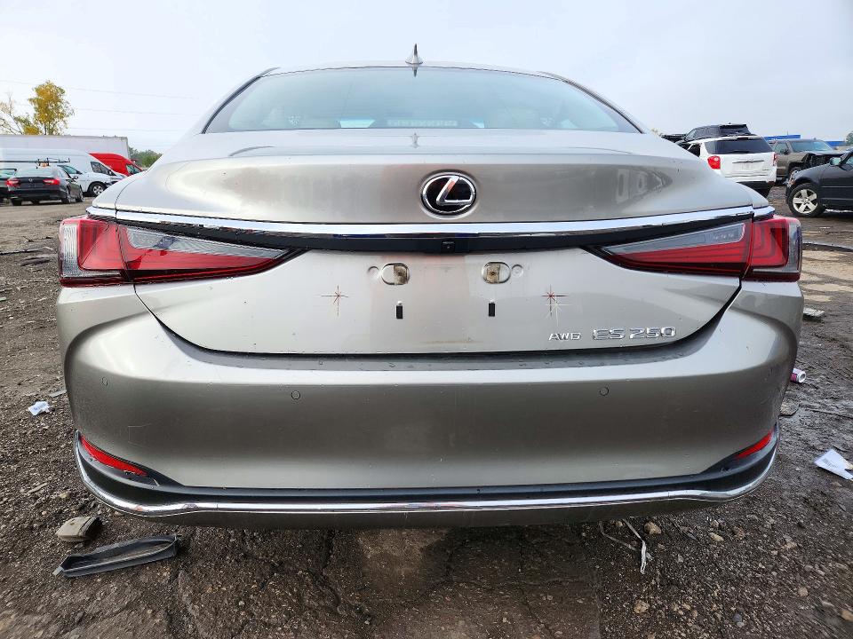 Снимка 6 от търг – 2021 LEXUS ES 250 с VIN 58AD11D14MU007561