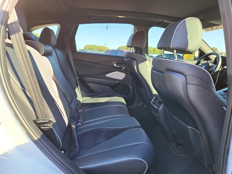 Photo 11 from auction – 2020 ACURA RDX with VIN 5J8TC2H64LL804752
