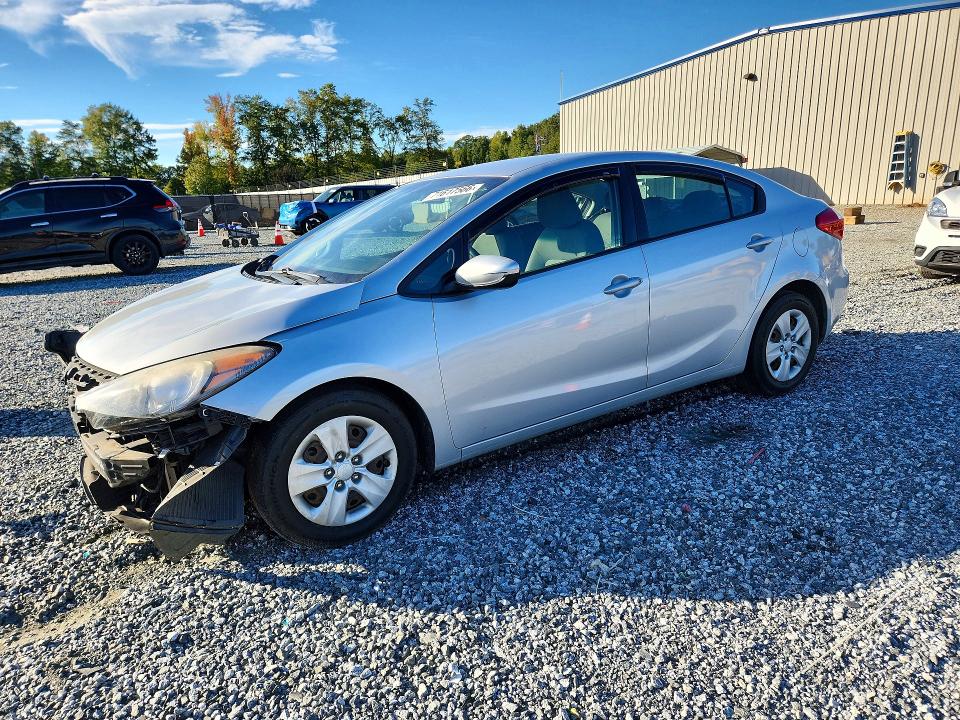 KIA FORTE 2015 con VIN KNAFK4A62F5341097 - Foto de la subasta