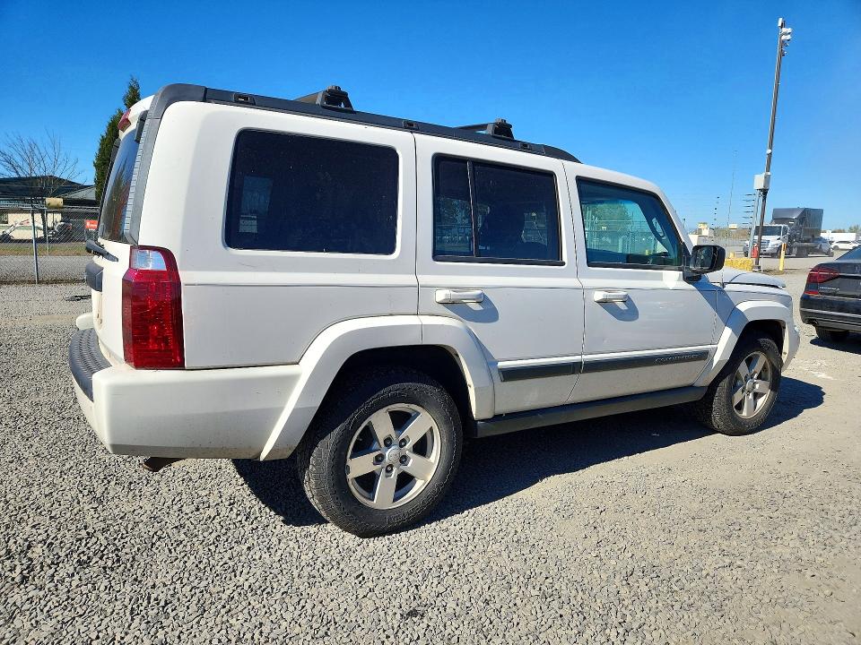 صورة رقم 3 من المزاد - 2007 JEEP COMMANDER مع VIN 1J8HG48K17C535030