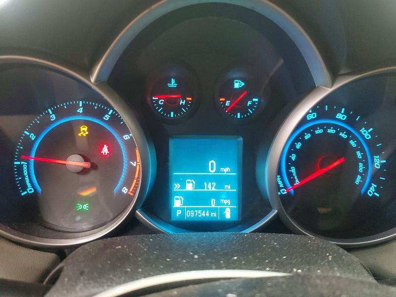 Photo 9 from auction – 2012 CHEVROLET CRUZE with VIN 1G1PC5SH0C7279203