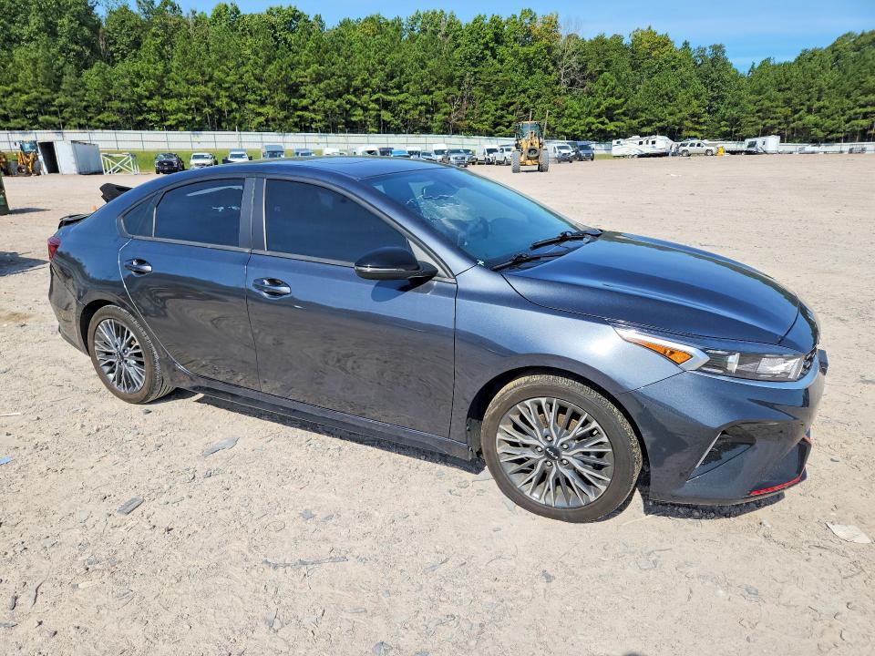 Foto 4 de la subasta – 2023 KIA FORTE con VIN 3KPF54ADXPE562879