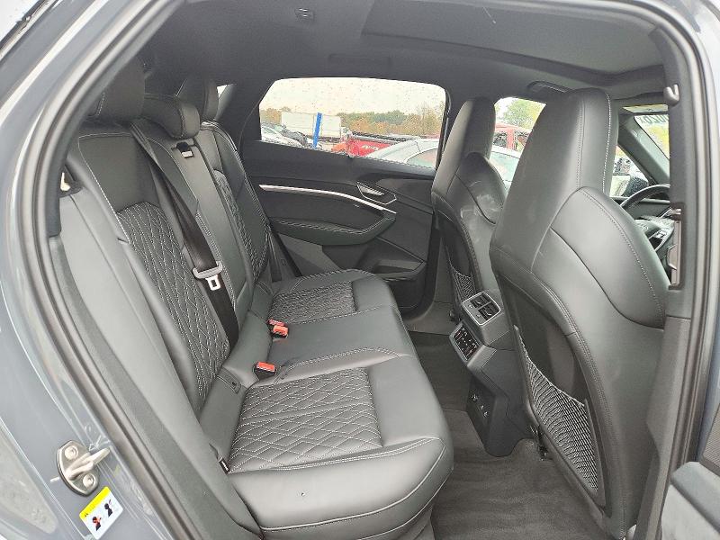 Photo 11 from auction – 2024 AUDI SQ8 E-TRON with VIN WA1DCBGE2RB034894