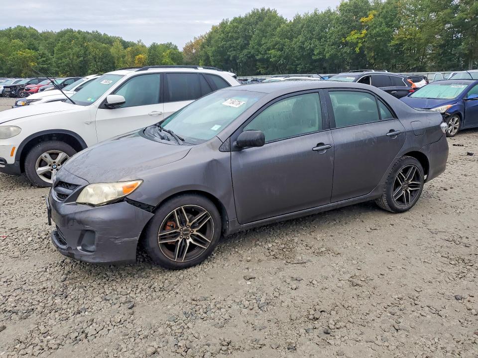 TOYOTA COROLLA 2011 with VIN JTDBU4EE0BJ091972 - Photo from auction