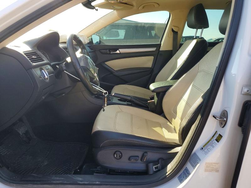 Снимка 7 от търг – 2015 VOLKSWAGEN PASSAT с VIN 1VWBV7A31FC050955