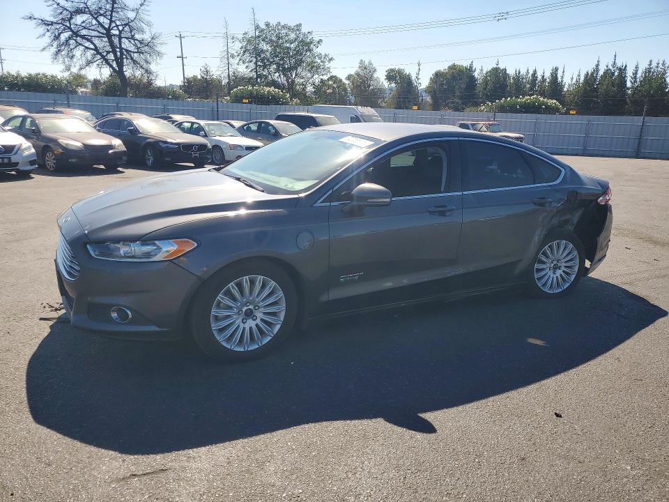 FORD FUSION 2016 с VIN 3FA6P0PU6GR357150 - Снимка от търг