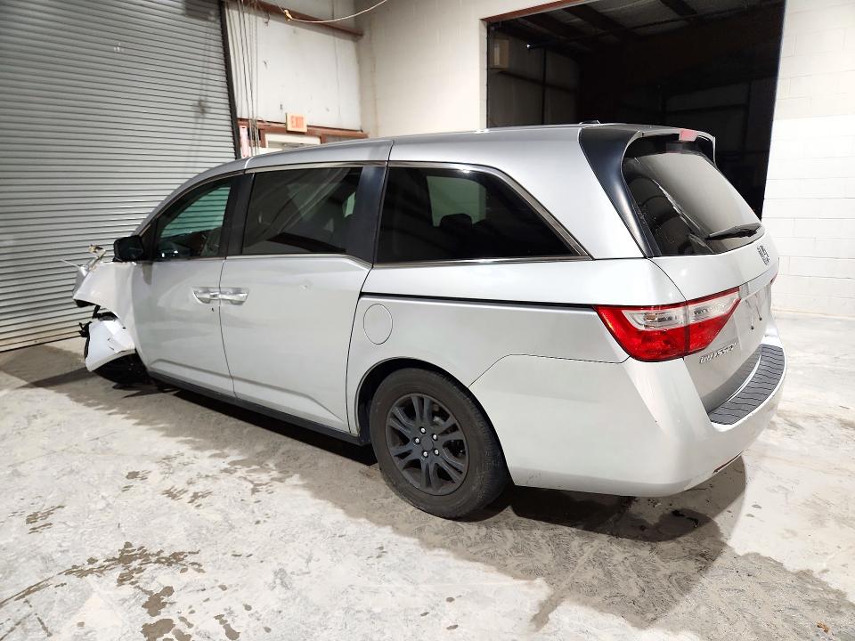 Photo 2 from auction – 2013 HONDA ODYSSEY with VIN 5FNRL5H66DB086636