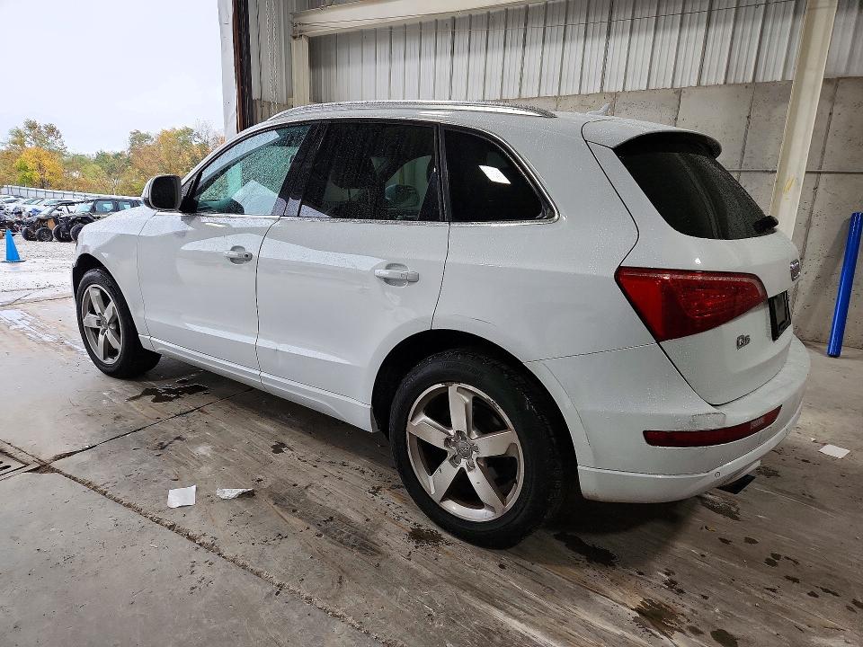Фото 2 с аукциона – 2012 AUDI Q5 с VIN WA1LFAFP5CA112095
