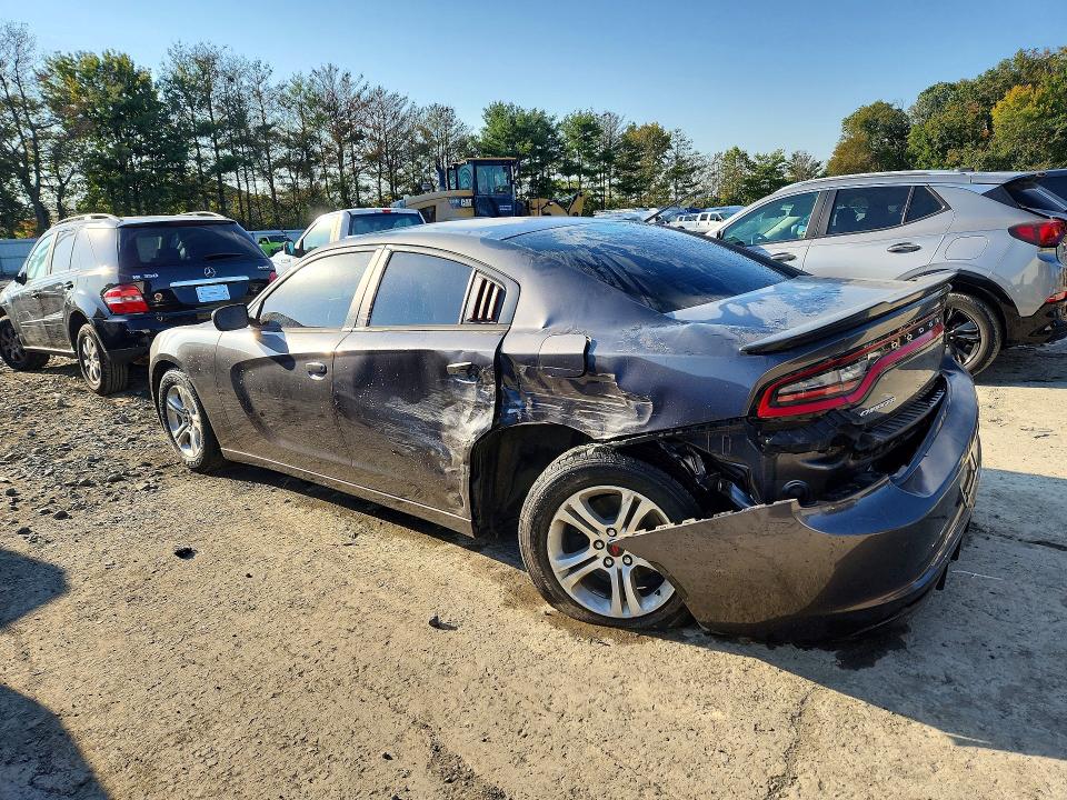 Photo 2 from auction – 2016 DODGE CHARGER with VIN 2C3CDXBGXGH115591