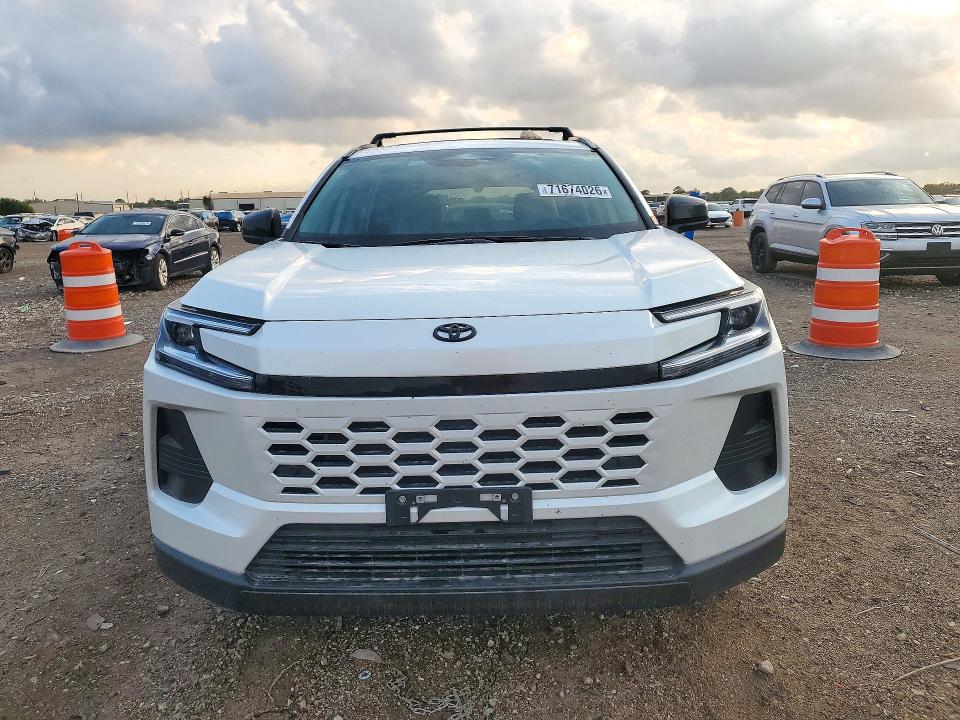 Фото 5 с аукциона – 2026 TOYOTA RAV4 с VIN 2T36DRBV1TW021158