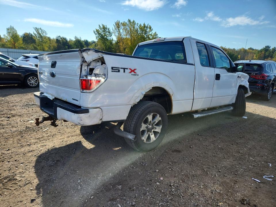 Zdjęcie 3 z aukcji – 2013 FORD F150 z VIN 1FTFX1EF4DFA01051