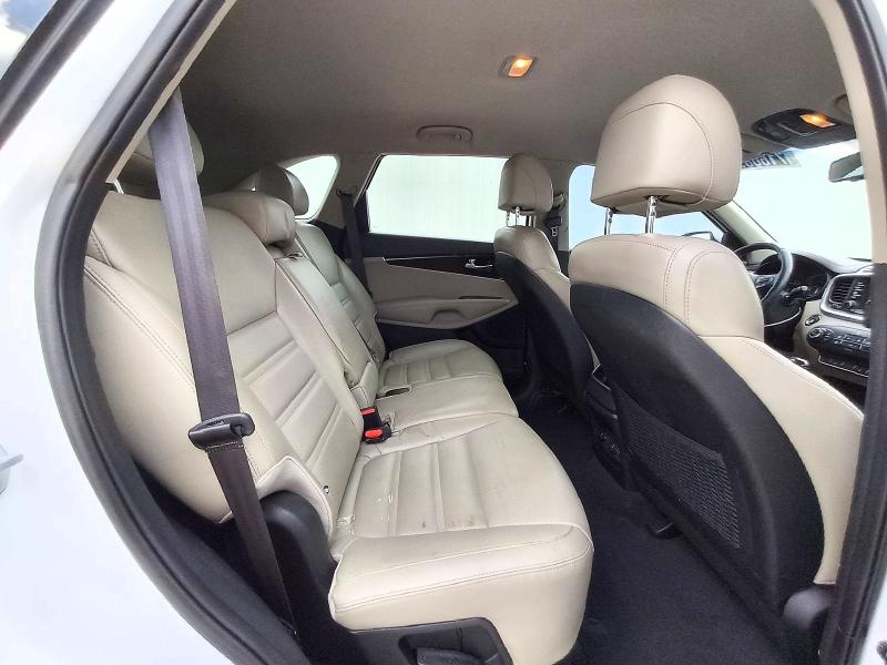 Foto 11 de la subasta – 2017 KIA SORENTO con VIN 5XYPG4A32HG284196