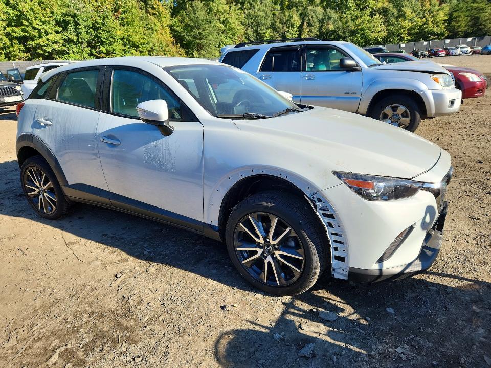 Photo 4 from auction – 2018 MAZDA CX-3 with VIN JM1DKFC75J1305626