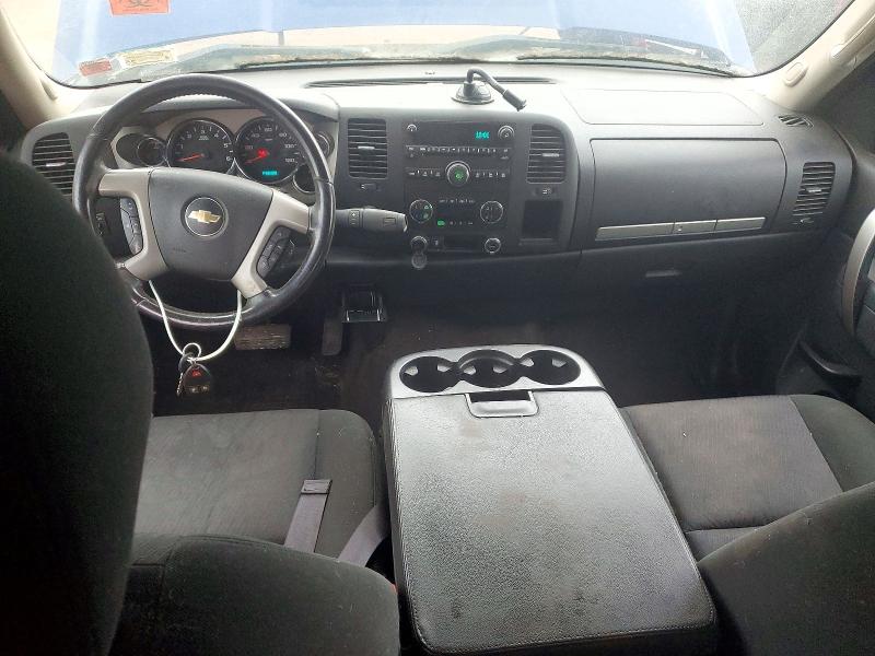 Photo 8 from auction – 2013 CHEVROLET SILVERADO with VIN 1GCRKSE70DZ331570