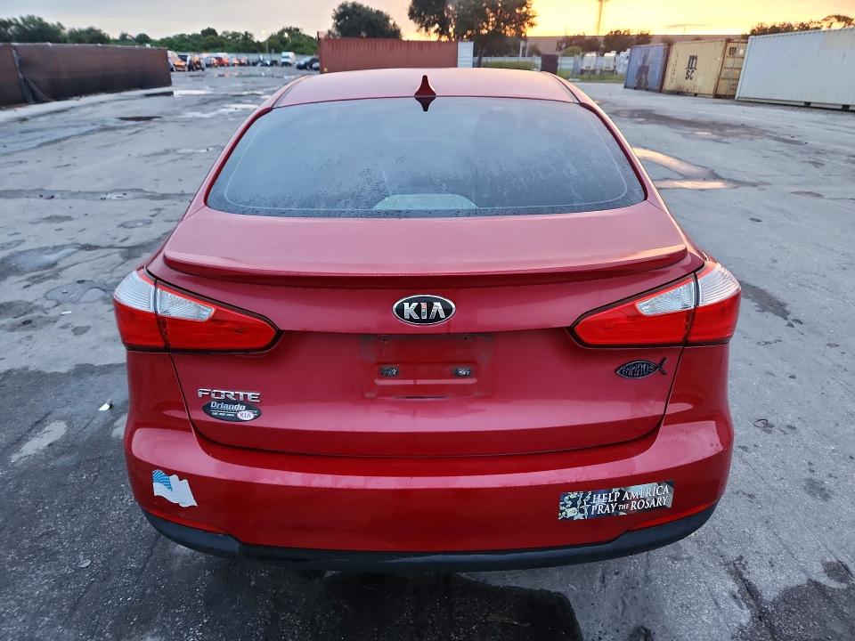 Photo 6 from auction – 2016 KIA FORTE with VIN KNAFK4A67G5597866