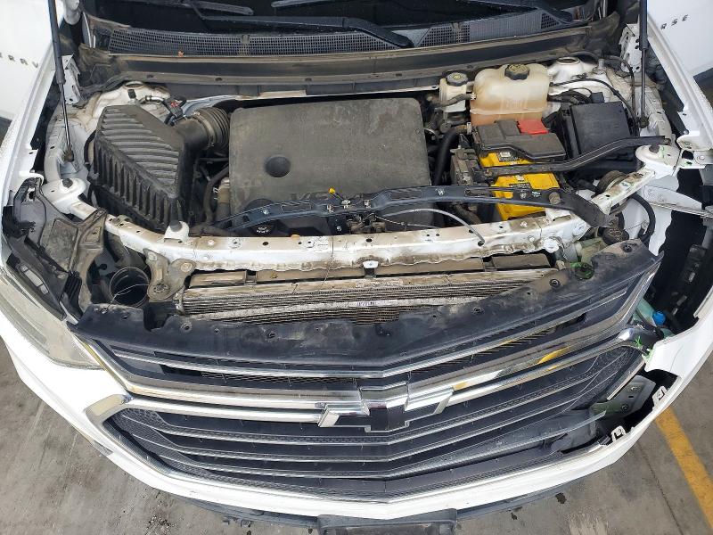 Photo 12 from auction – 2018 CHEVROLET TRAVERSE with VIN 1GNERGKW2JJ169803