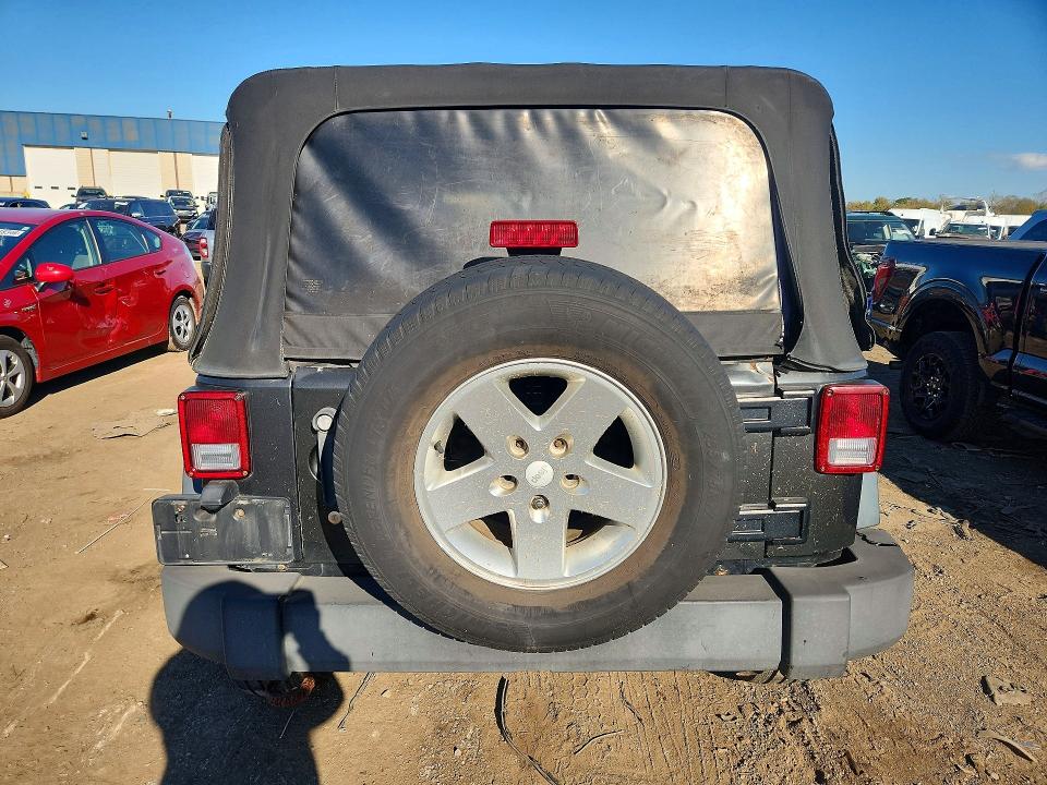 Снимка 6 от търг – 2010 JEEP WRANGLER UNLIMITED с VIN 1J4BA3H14AL130457