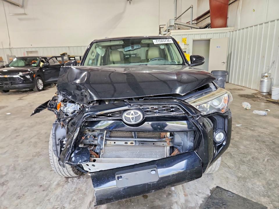 Снимка 5 от търг – 2014 TOYOTA 4RUNNER с VIN JTEBU5JR2E5190493