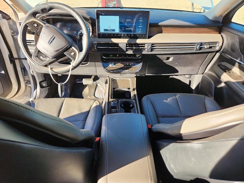 Снимка 8 от търг – 2023 LINCOLN CORSAIR с VIN 5LMCJ2CA5PUL02566
