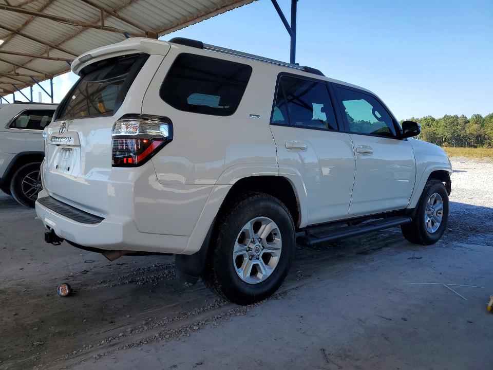 Снимка 3 от търг – 2023 TOYOTA 4RUNNER с VIN JTEFU5JR8P5297570
