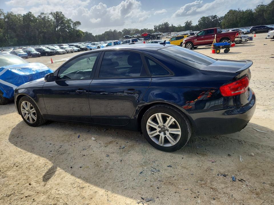 Снимка 2 от търг – 2010 AUDI A4 с VIN WAUBFAFL5AN050103