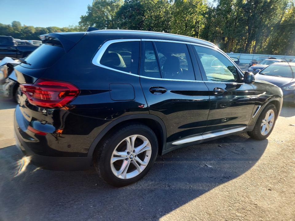 Снимка 3 от търг – 2021 BMW X3 с VIN 5UXTY5C05M9E22332