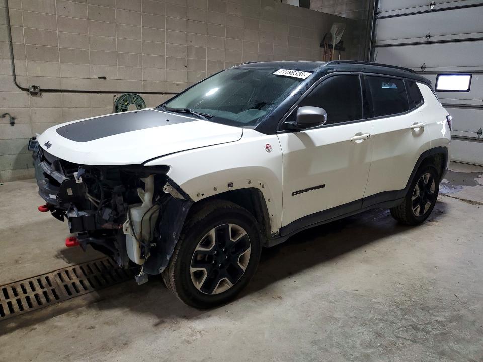 JEEP COMPASS 2018 с VIN 3C4NJDDBXJT210714 - Снимка от търг