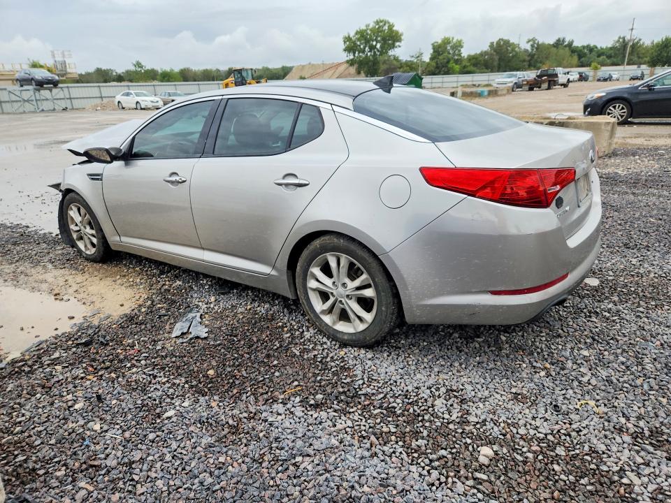 Снимка 2 от търг – 2013 KIA OPTIMA с VIN 5XXGN4A77DG245241