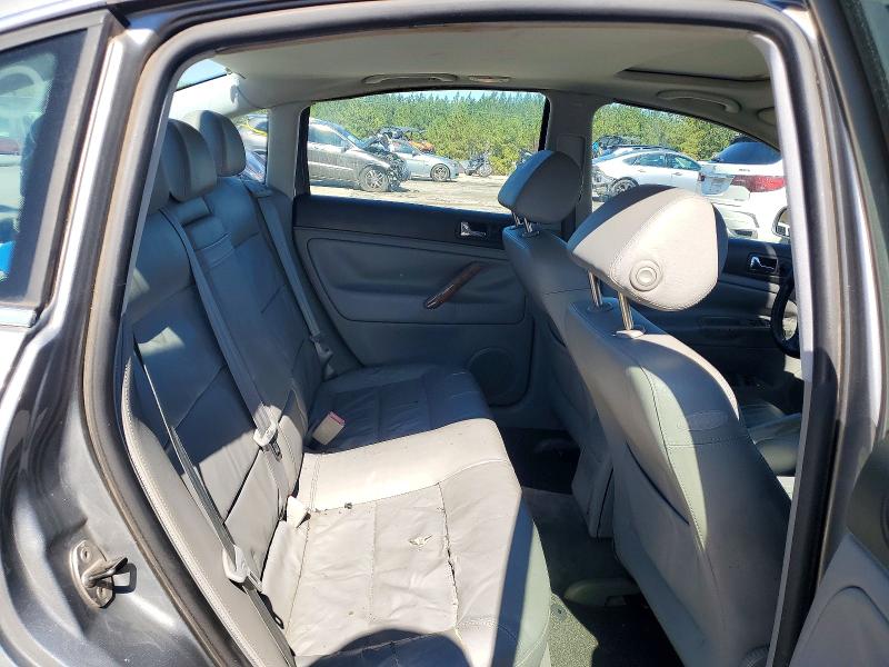 Снимка 10 от търг – 2003 VOLKSWAGEN PASSAT с VIN WVWPH63B43P202147