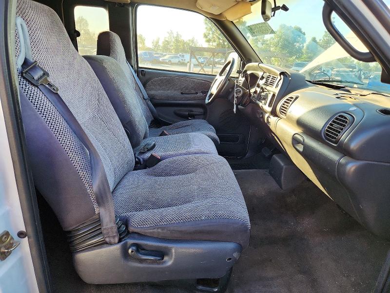 Фото 10 с аукциона – 2000 DODGE RAM 2500 с VIN 1B7KC2361YJ117863