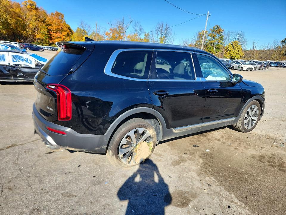 Снимка 3 от търг – 2021 KIA TELLURIDE с VIN 5XYP3DHC2MG115761