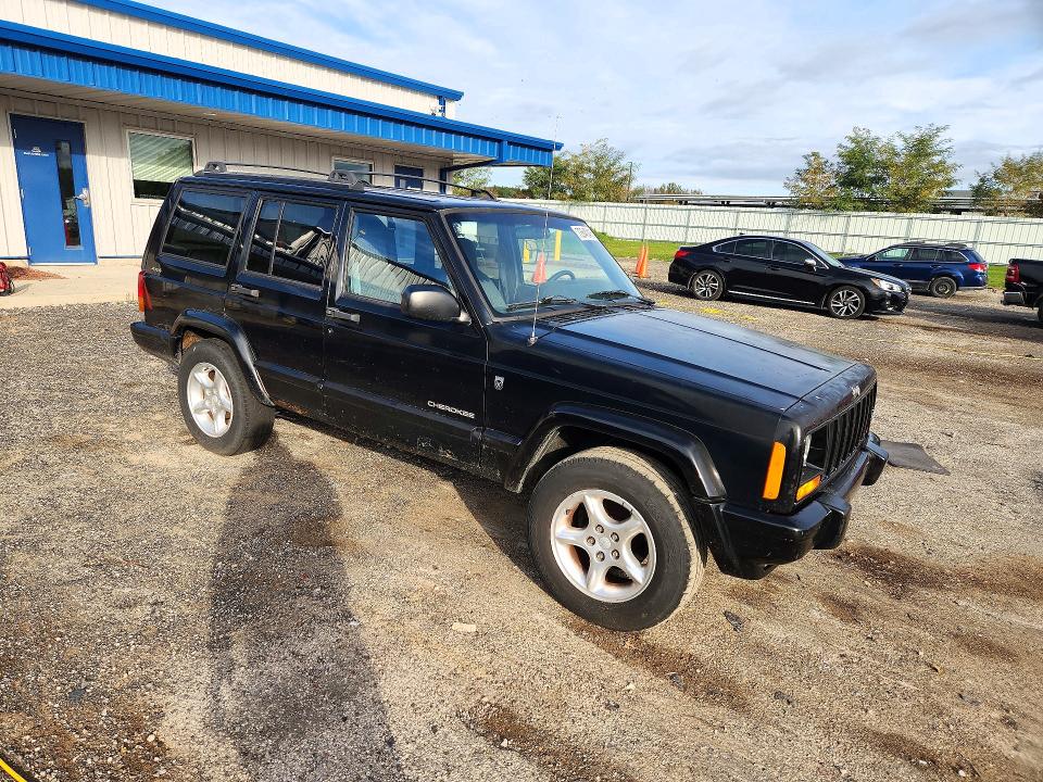 Photo 4 from auction – 2001 JEEP CHEROKEE with VIN 1J4FF48S71L611367