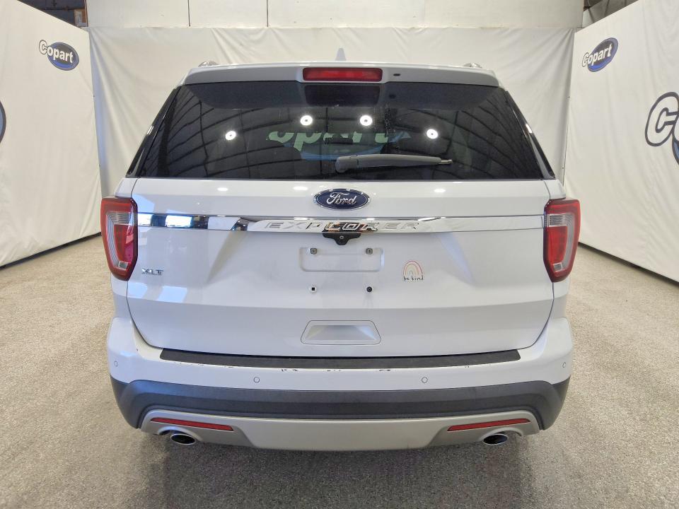 Photo 6 from auction – 2017 FORD EXPLORER with VIN 1FM5K7D8XHGD99992