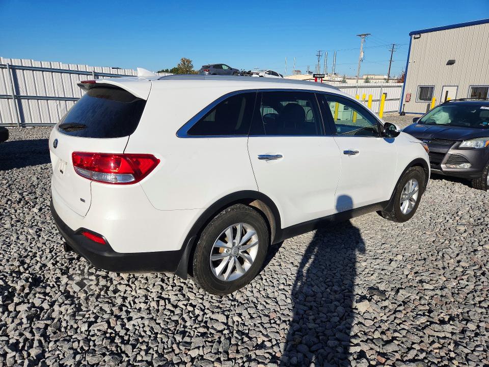 Снимка 3 от търг – 2018 KIA SORENTO с VIN 5XYPGDA35JG381527