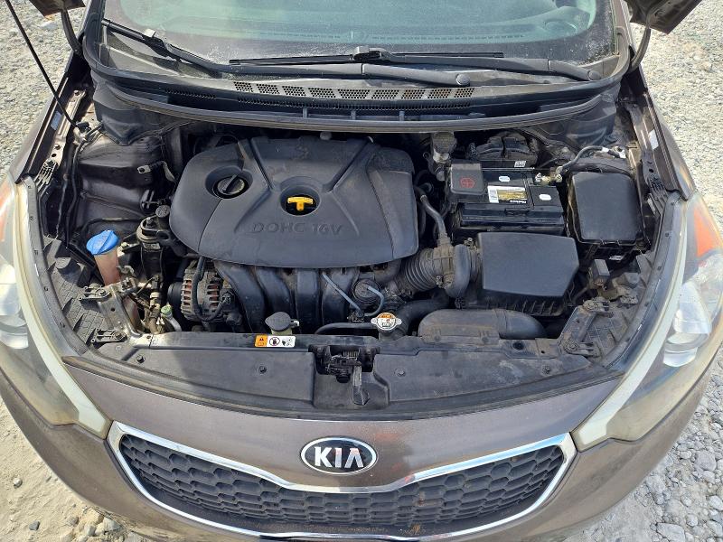 Снимка 11 от търг – 2014 KIA FORTE с VIN KNAFX4A6XE5096887
