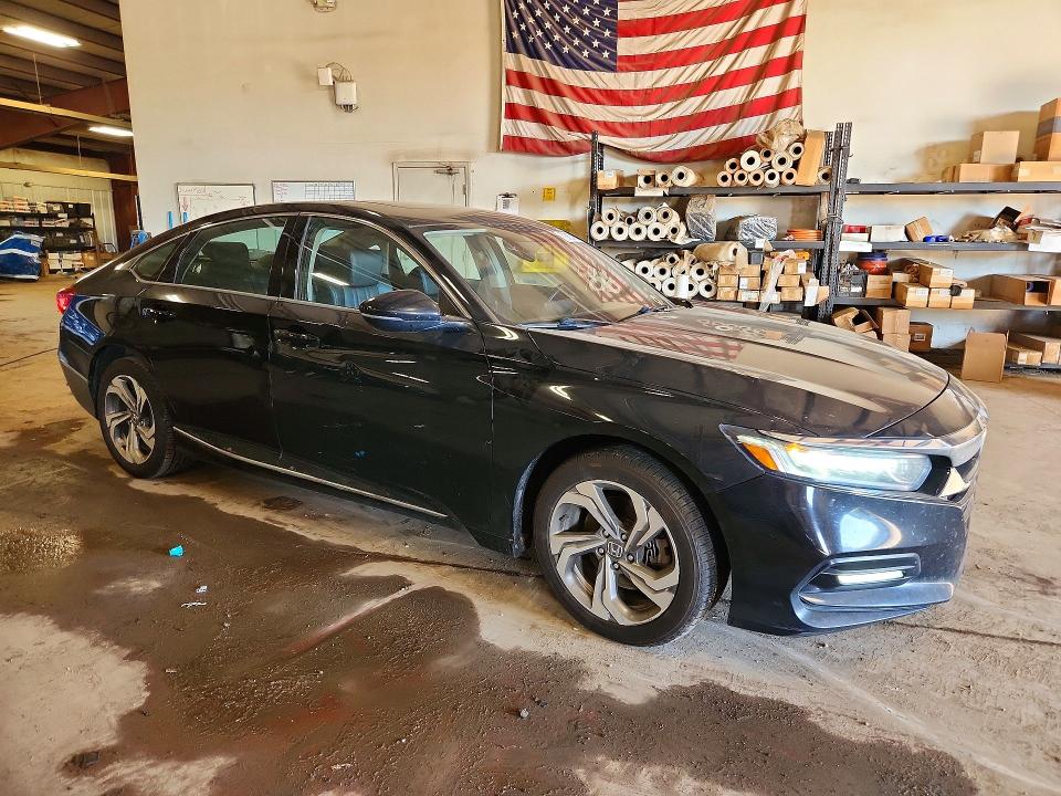Photo 4 from auction – 2018 HONDA ACCORD with VIN 1HGCV2F51JA040694
