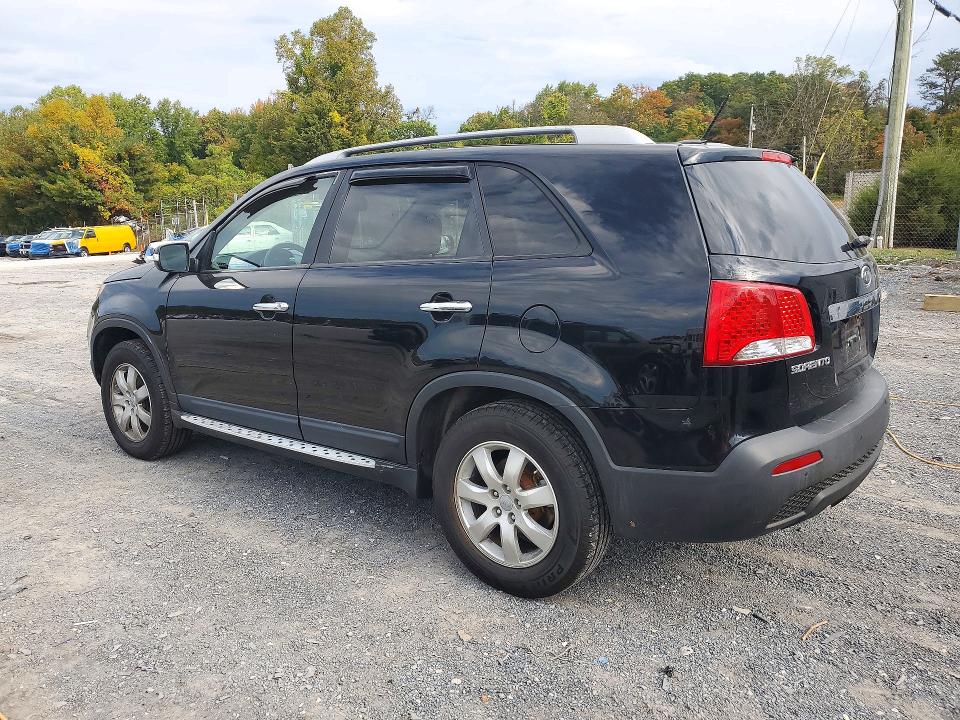 Снимка 2 от търг – 2012 KIA SORENTO с VIN 5XYKT3A66CG293020