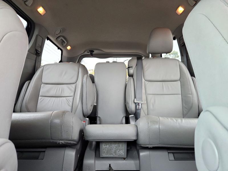 Photo 10 from auction – 2019 TOYOTA SIENNA with VIN 5TDYZ3DC2KS983164