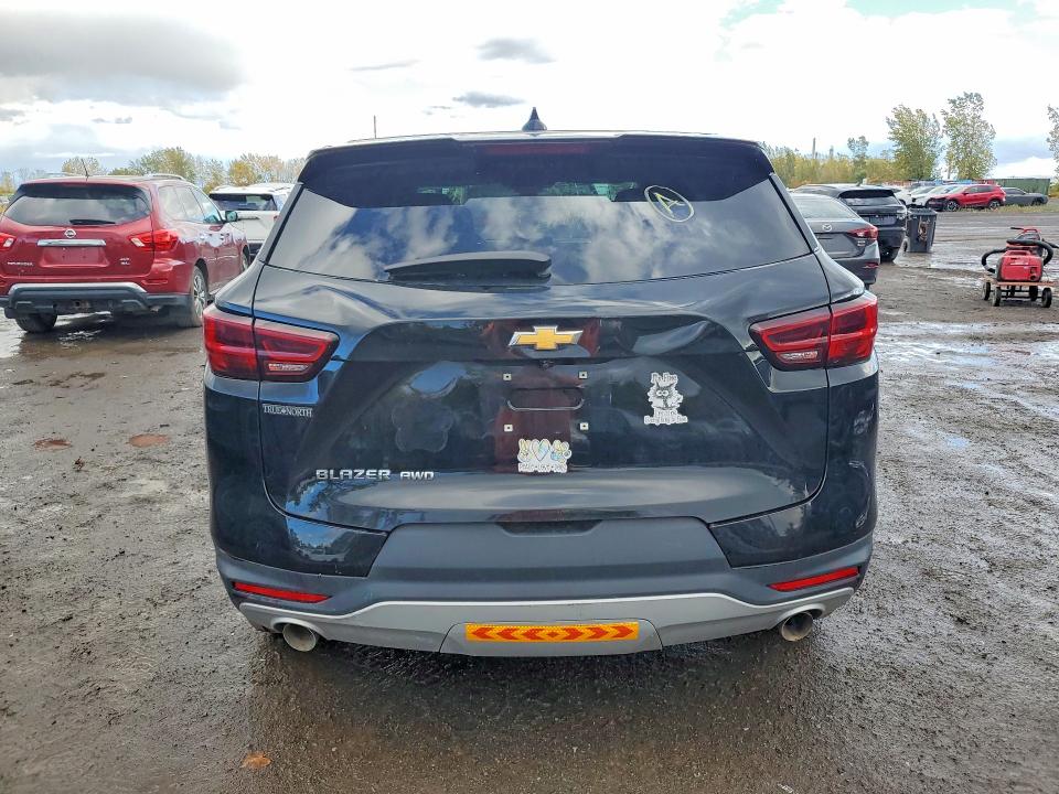 Снимка 6 от търг – 2023 CHEVROLET BLAZER с VIN 3GNKBHRS8PS154908