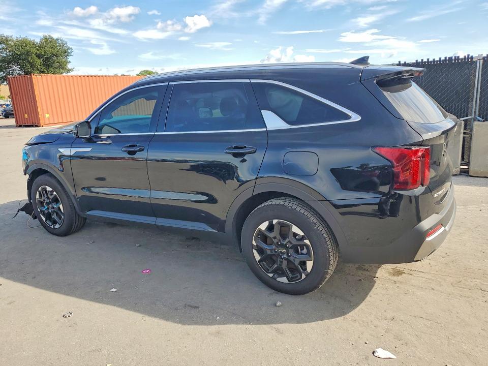 Photo 2 from auction – 2025 KIA SORENTO with VIN 5XYRL4JC1SG366013