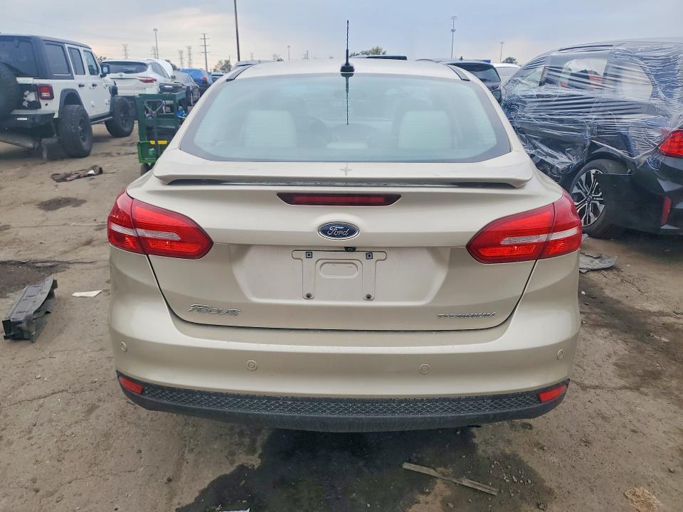 Photo 6 from auction – 2018 FORD FOCUS with VIN 1FADP3J23JL302015