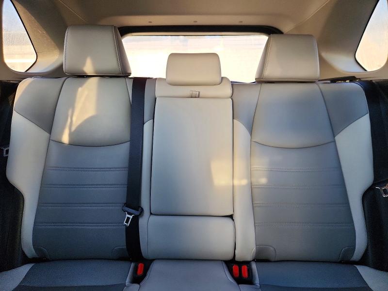 Снимка 10 от търг – 2021 TOYOTA RAV4 с VIN 2T3A1RFV4MC251048