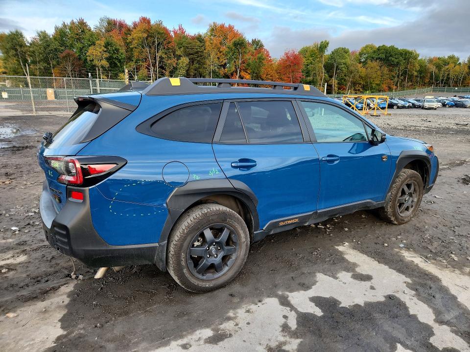 Снимка 3 от търг – 2022 SUBARU OUTBACK с VIN 4S4BTGUD8N3232627