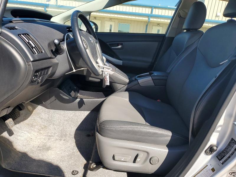 Снимка 7 от търг – 2015 TOYOTA PRIUS с VIN JTDKN3DU9F0411463