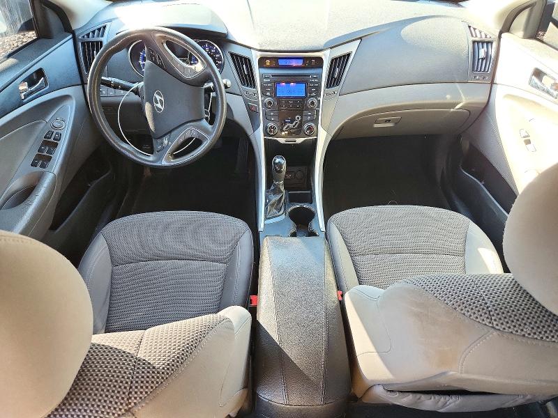 Photo 8 from auction – 2013 HYUNDAI SONATA with VIN 5NPEB4AC1DH526520