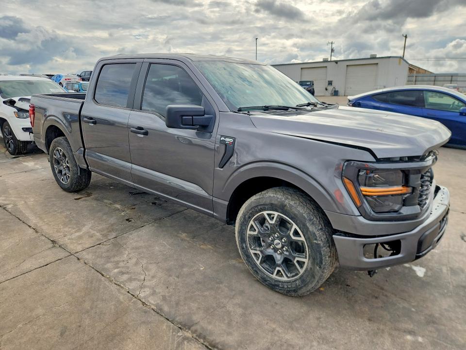 Foto 4 de la subasta – 2025 FORD F150 con VIN 1FTEW2KP8SKD22869